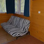 Деревянный коттедж Zvule