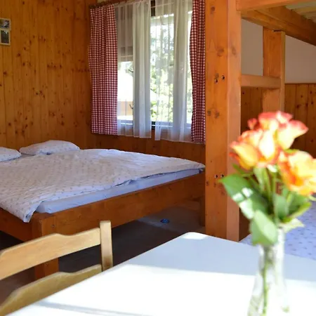 אכסניה Zvule Kunžak