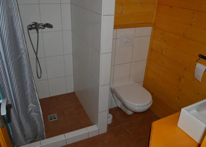 Zvule Lodge *